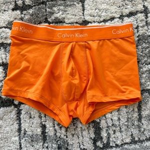 Calvin Klein Micro Stretch Low Rise Trunks | Orange | Men’s Small | Like New